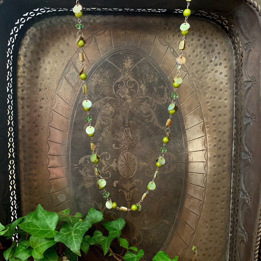 Sparkling Green Necklace - Picture 2 of 16